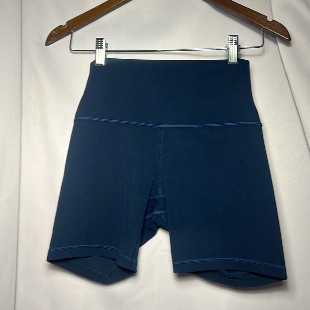 LULULEMON Navy Blue Biker shorts. 4 inch, size 6.